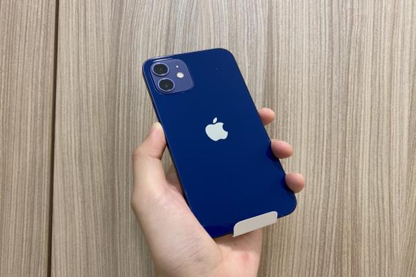 iPhone12蓝色