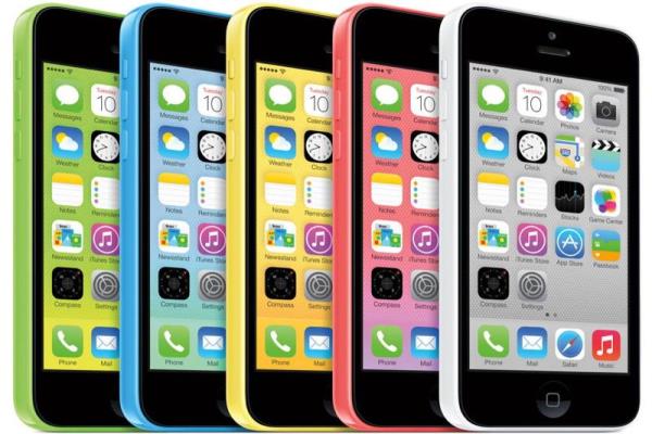 苹果于2013年推出iPhone5c，采用塑胶背盖，机身拥有多达五色选择。