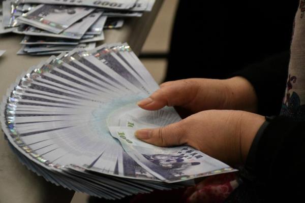8家金融机构自1月13日至19日可现场兑换新钞。