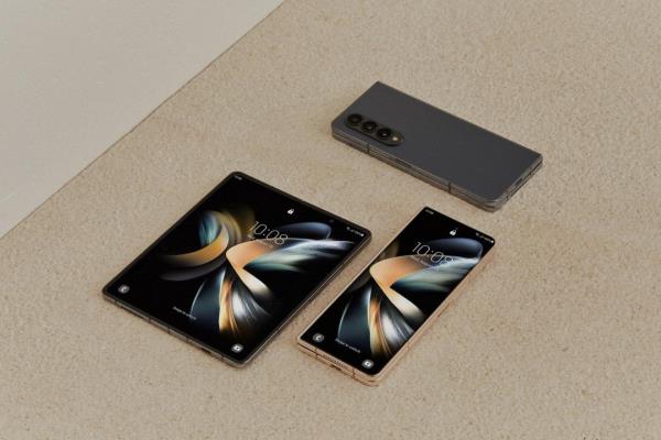 三星ZFold4、ZFlip4采用高通S8+Gen1处理器。