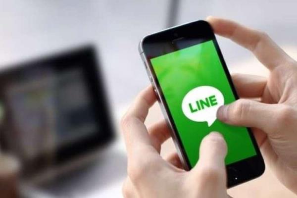 上班族最怕休假被LINE不停。