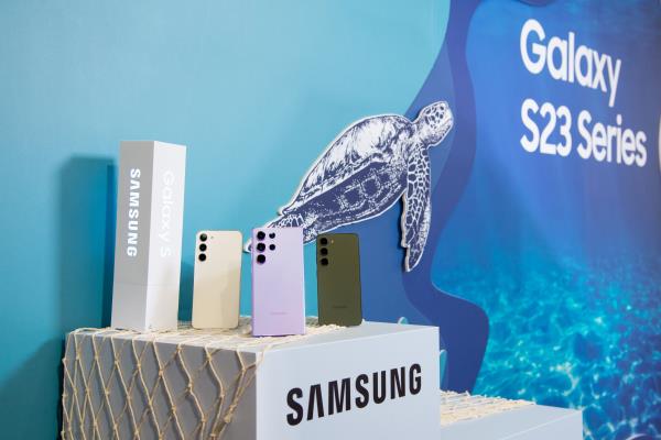 三星持续落实“GalaxyforthePlanet”行动通讯事业部永续发展愿景，SamsungGalaxyS23旗舰系列使用海底回收渔网及废弃塑胶，加工制成新机零件。