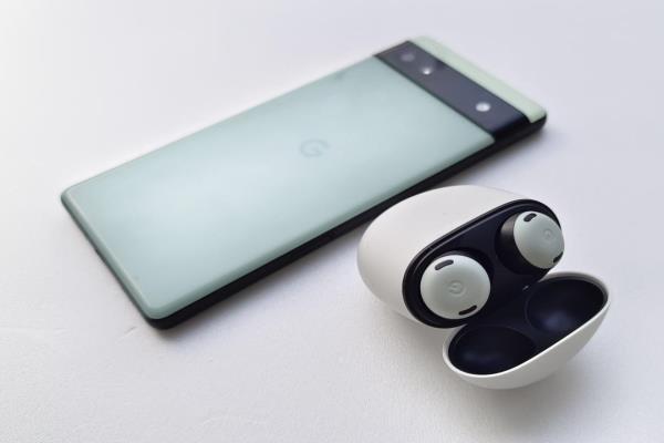 抢先苹果、三星上市！实测Google首款主动降噪Pixel Buds Pro