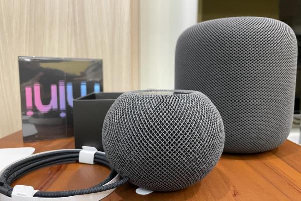 HomePod mini 开箱体验！5 大优点看苹果新款“小音响”