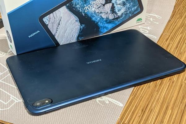 追剧10吋大萤幕七千有找性价比强在哪？Nokia T20 开箱实测