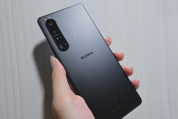 日系设计＋雾面背盖超吸睛！Sony Xperia 1 III 实机开箱抢先看