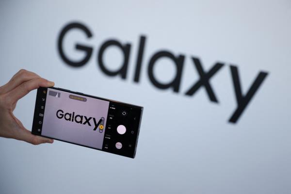三星Galaxy S23新机才没几天就见“低价抛售潮”！内行曝暗黑动机：新iPhone也会