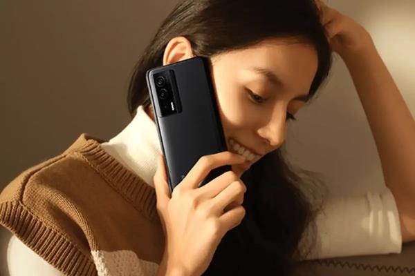 搭配Snapdragon 8 Gen 2芯片才是王道！Redmi K60 Pro登场 拥120Hz更新率