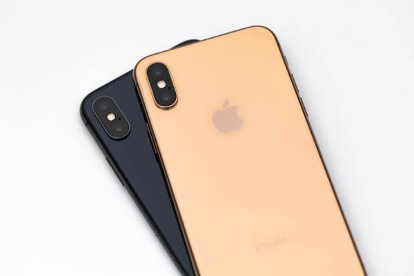 iPhone XS相机夜拍效果有没有改进？户外实拍夜景告诉你答案