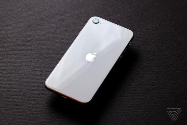iPhone SE2开箱总结：物超所值 史上卖最便宜 iPhone 能不买吗？