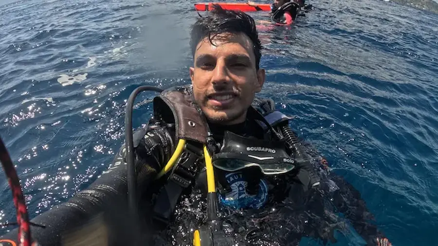 apple watch ultra diver life saved cook response a1